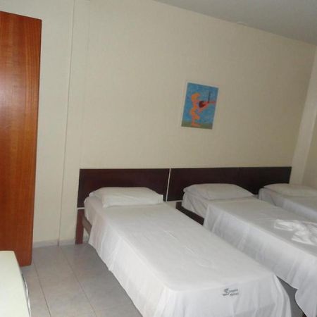 Oyo Hotel Sampaio Itumbiara Buitenkant foto
