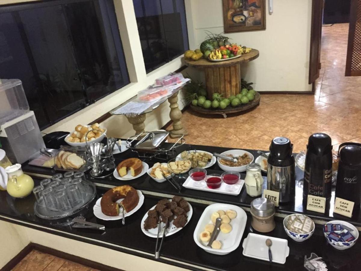 Oyo Hotel Sampaio Itumbiara Buitenkant foto